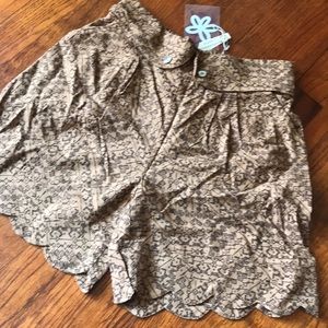 Matilda Jane -435- shorts NWT